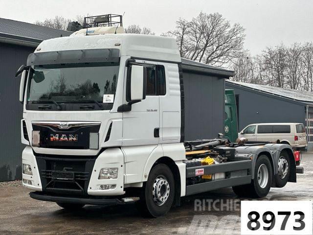 MAN TGX 26.480 6x2 Euro6 HIAB-Abrollkipper Vrachtwagen met containersysteem