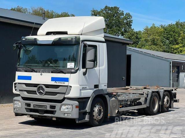 Mercedes-Benz Actros 2541L 6x2 BDF-Fahgestell Chassis met cabine