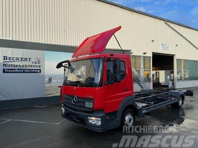 Mercedes-Benz Atego 818 L*Fahrgestell*2xAHK*3 Sitze* RS 4,8m* Chassis met cabine