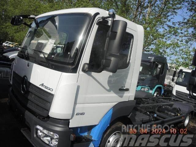 Mercedes-Benz Atego 818 L Fahrgestell Chassis met cabine