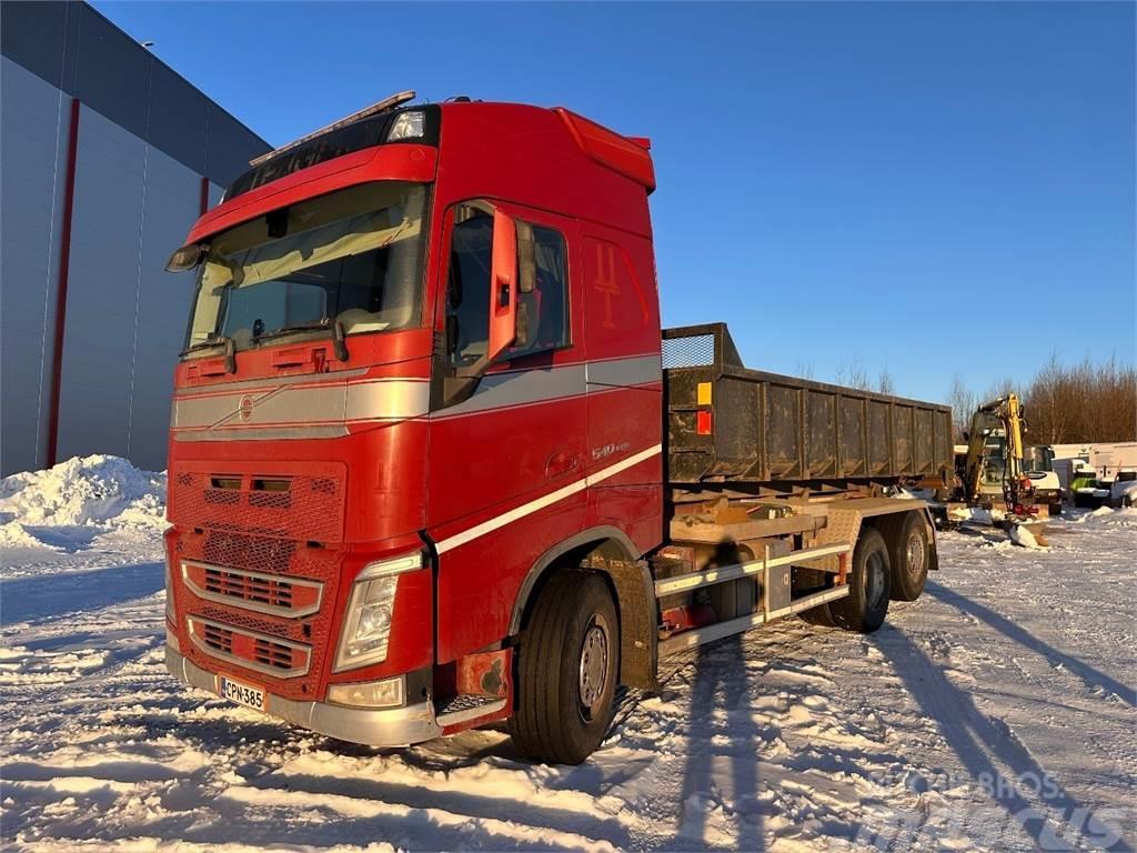 Volvo FH540 Vrachtwagen met containersysteem