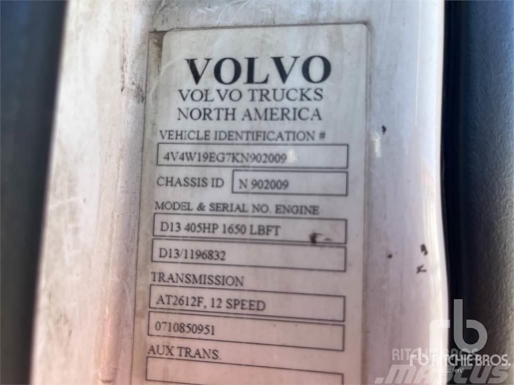 Volvo VNR300 Trekkers