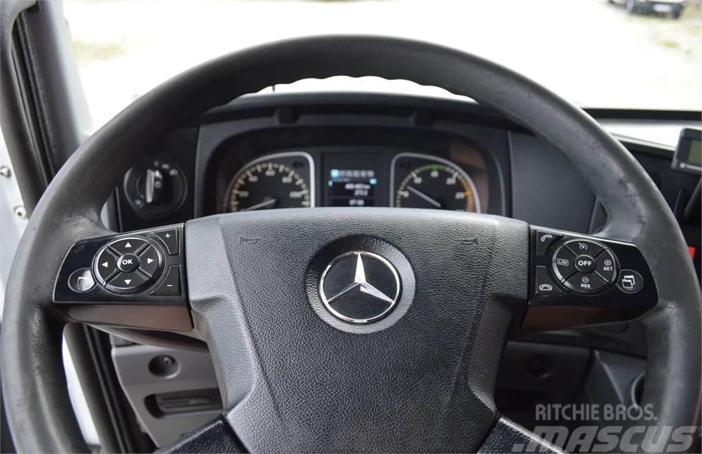 Mercedes-Benz Atego 716 IZOTERMA REFRIGERATOR SIDE DOOR Temperature controlled trucks