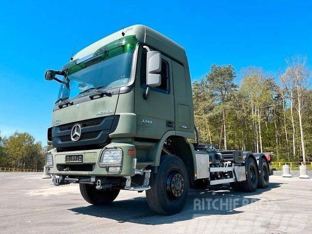 Mercedes-Benz ACTROS 3344 Twist Lock BDF LIKE NEW Chassis and suspension