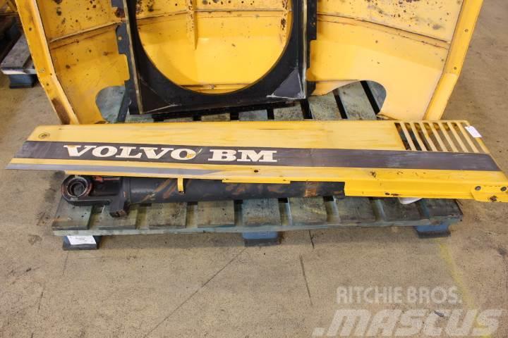 Volvo L180CHL Sidoluckor Chassis en ophanging