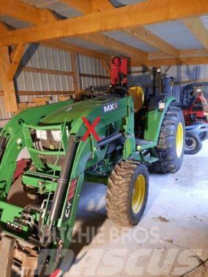 John Deere 4052M 4052M Compact tractors