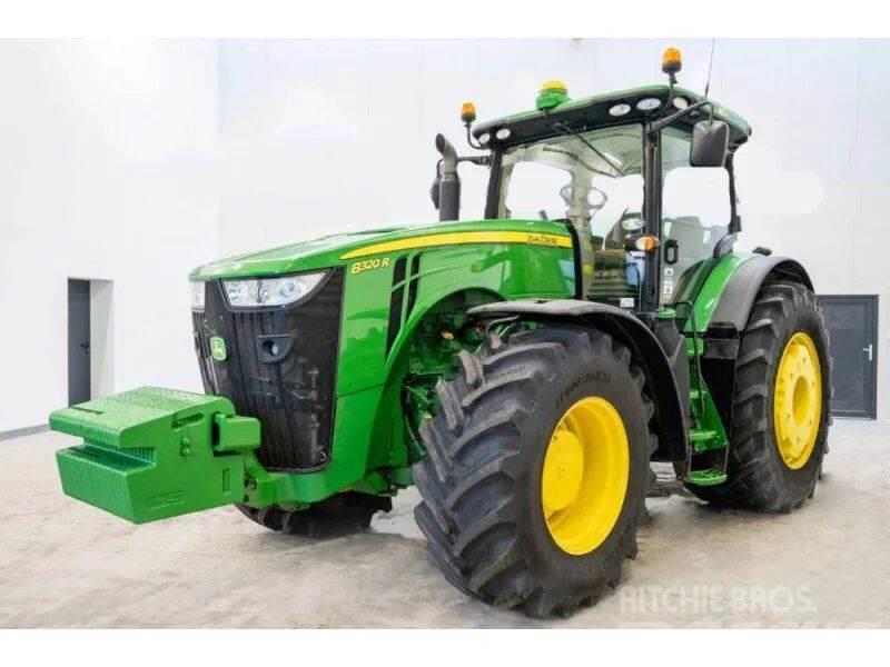 John Deere 8320 R Tractoren