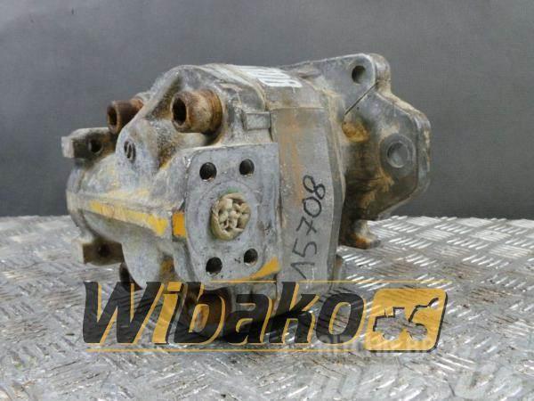 Komatsu Gear pump Komatsu WA400-1 705-11-35010 Overige componenten