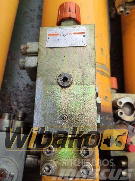Liebherr Cylinder lock / safety valve Liebherr R904C 500939 Overige componenten