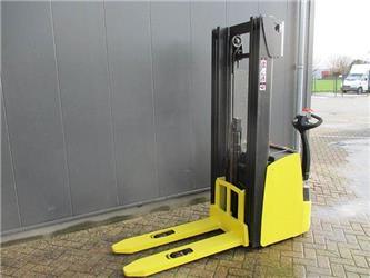 Hyster S1.4
