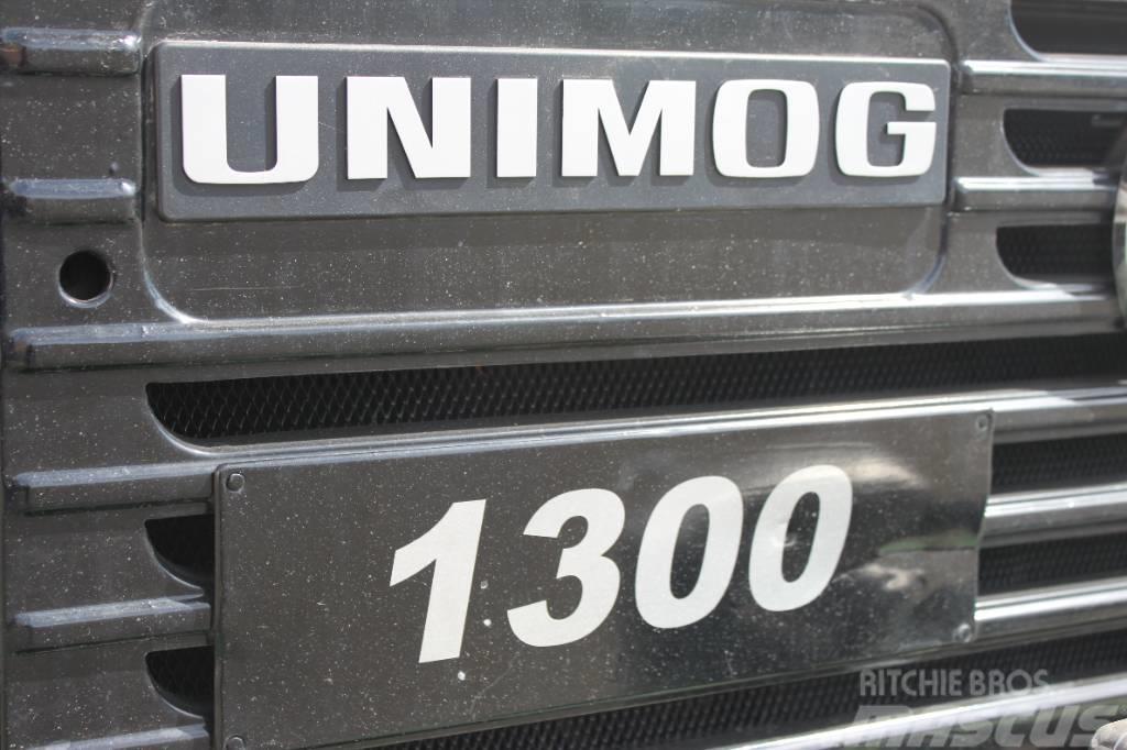 Mercedes-Benz Unimog U 1300 L Platte bakwagens