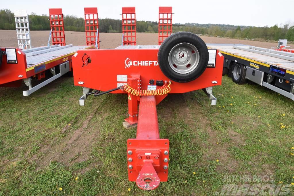 Chieftain 3-axl Lastbilskärra maskintransport Overige opleggers