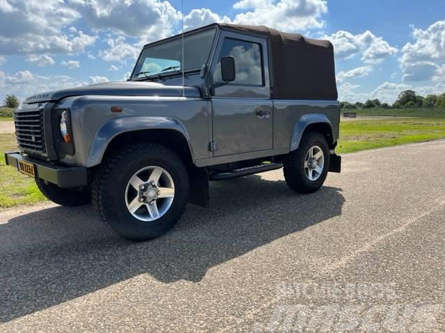 Land Rover Defender Iconic Edition 2017 only 8888 km Auto's