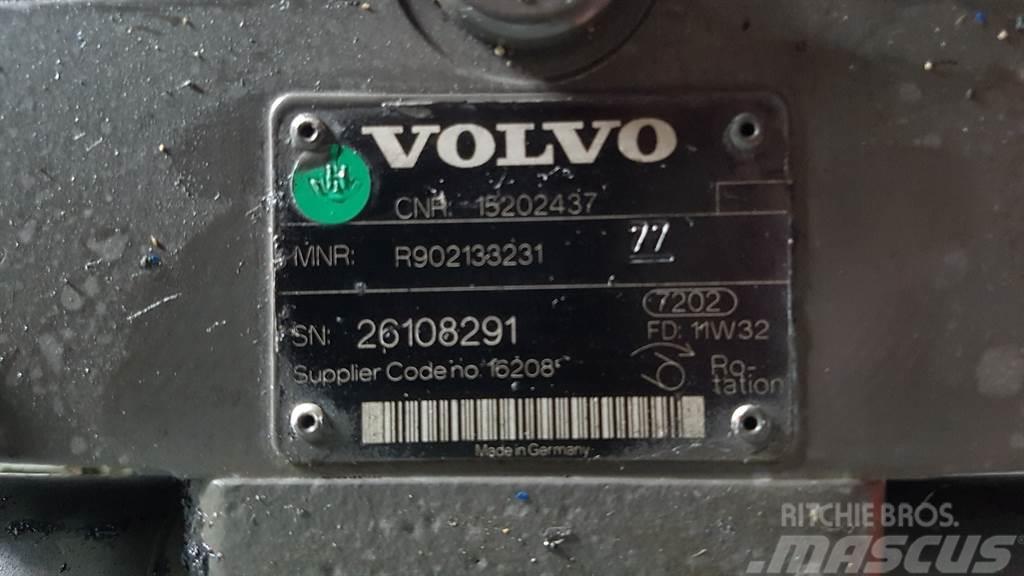 Volvo 15202437 - L50F - Drive pump/Fahrpumpe Hydraulics