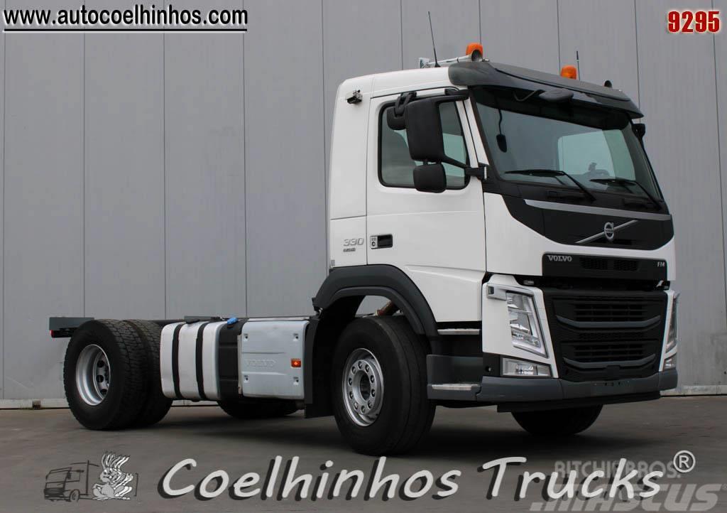 Volvo FM 330 Chassis met cabine