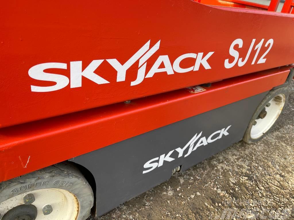 SkyJack SJ 12 Pelarlift Schaarhoogwerkers