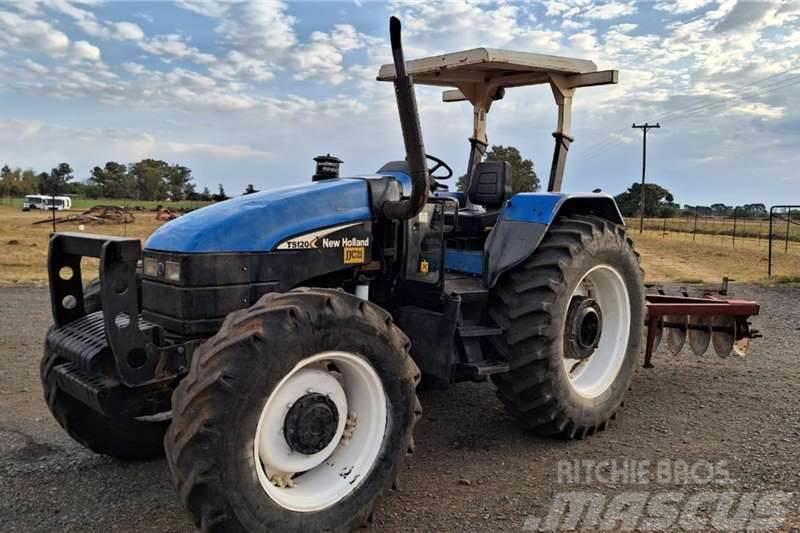 New Holland TS120 4WD - 88kW Tractoren
