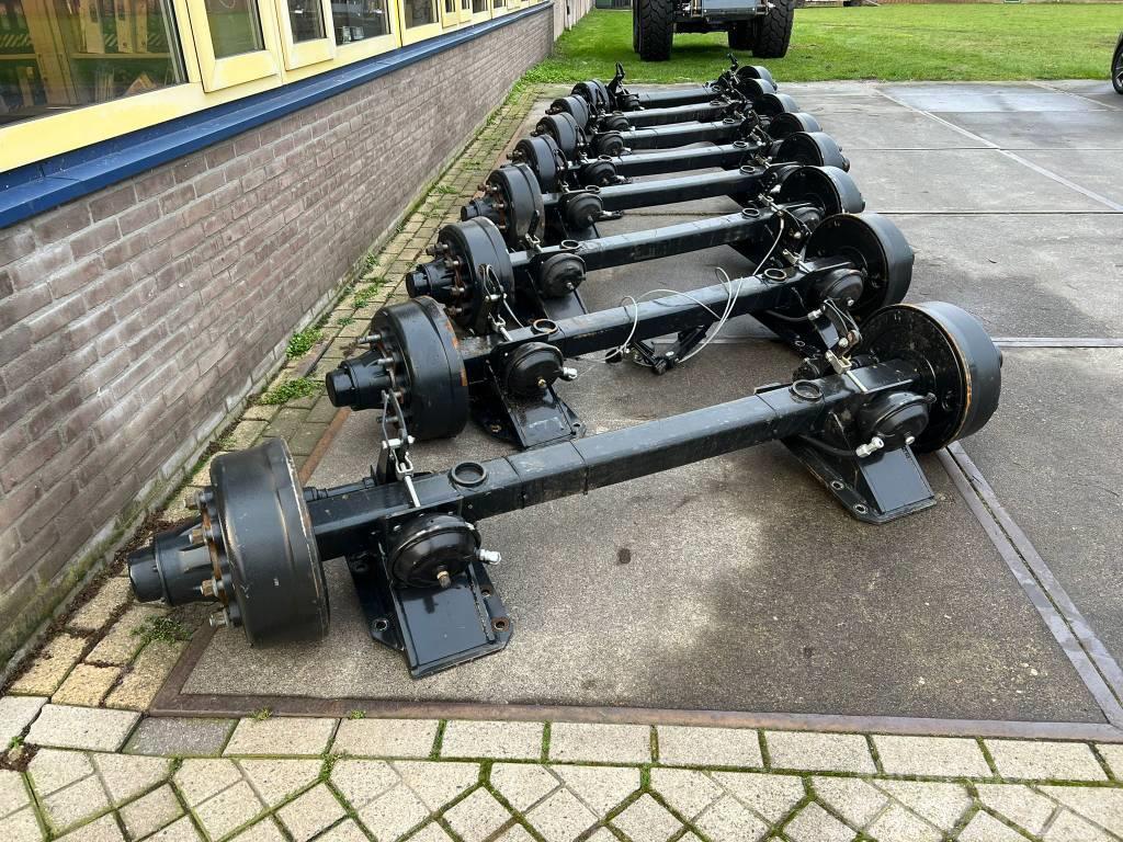 Colaert 8X agriculture axle 110 X 110 210X track w Chassis en ophanging