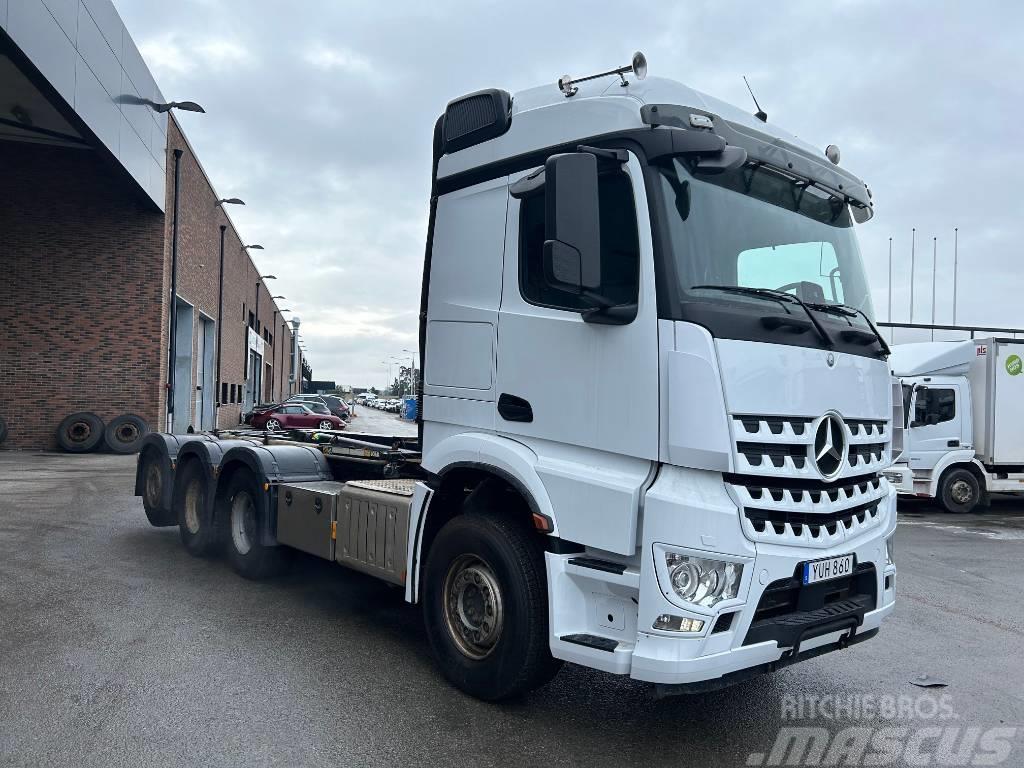 Mercedes-Benz Arocs 3253 8x4 Joab Lastväxlare Vrachtwagen met containersysteem