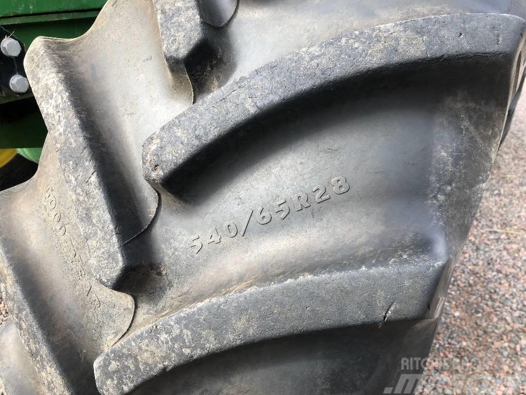 John Deere 6900 Dismantled: only spare parts Tractoren