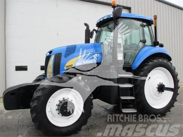 New Holland T8050 Tractoren