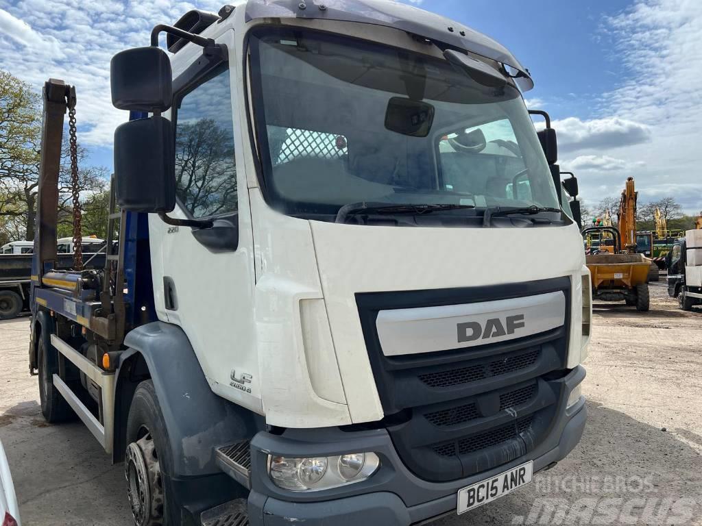 DAF LF220 Portaalsysteem vrachtwagens