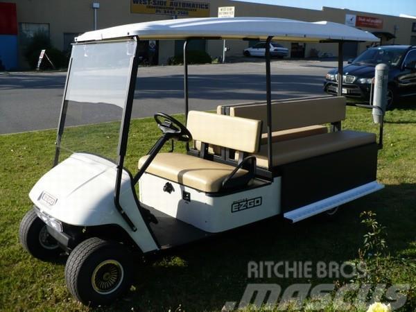EZGO Rental 8-seater people mover Golfkarretjes / golf carts