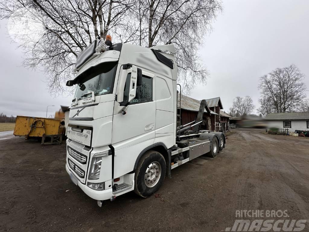 Volvo FH 540 Vrachtwagen met containersysteem