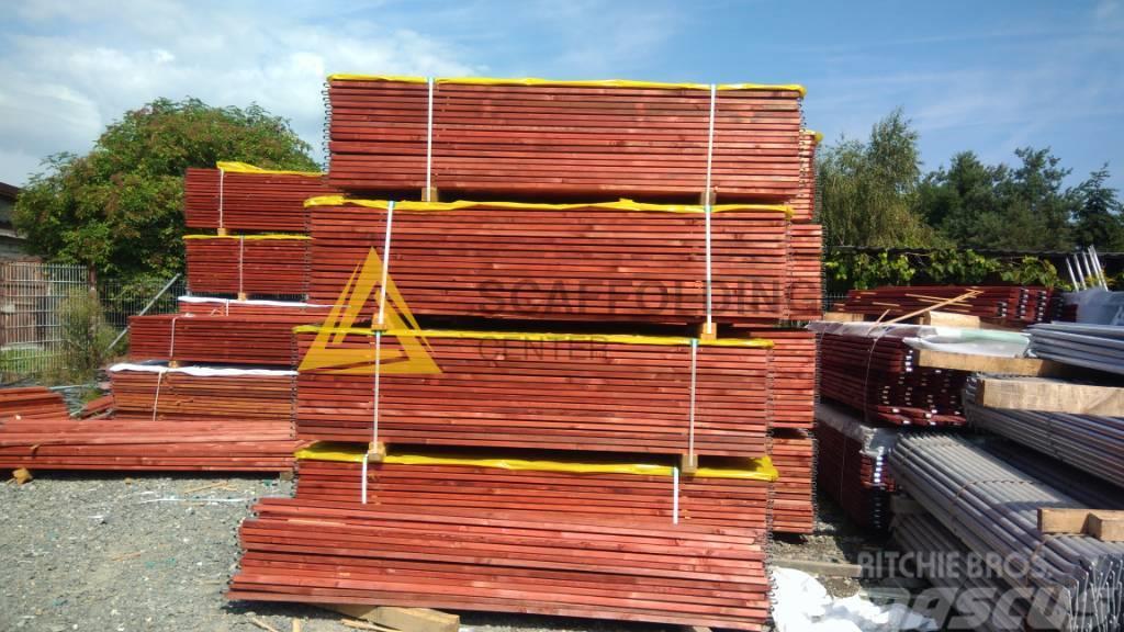  Scaffolding Gerüst 500qm T.Plettac Holz vom Herste Steigermateriaal