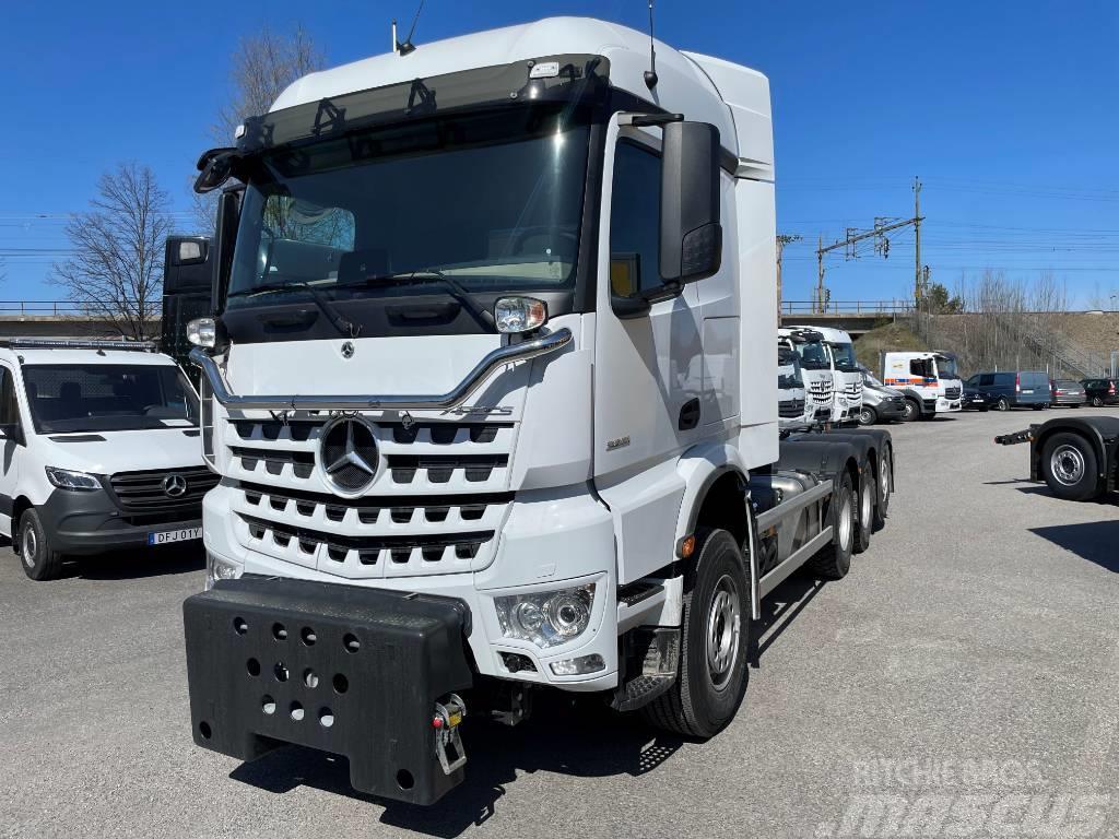 Mercedes-Benz Arocs 3251 Plogbil beställningsbil Vrachtwagen met containersysteem