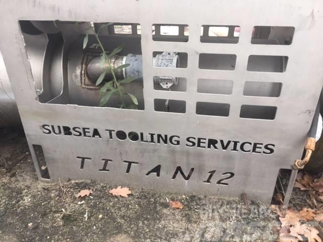  Subsea Tooling Services Titan 12 Baggerschepen