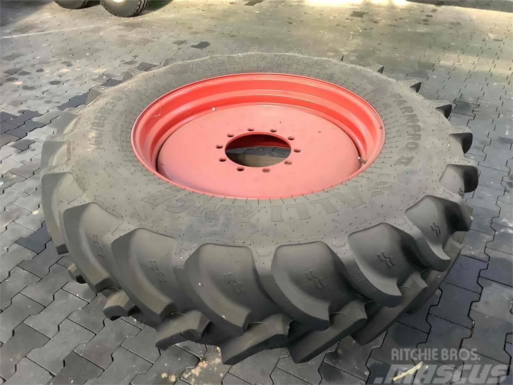 Alliance 460/85 R38 Anders