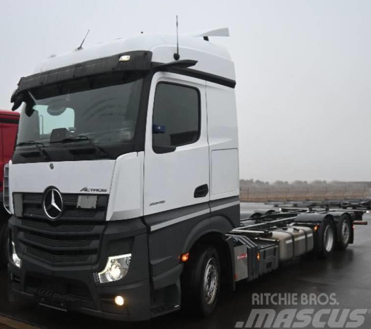 Mercedes-Benz Actros 2545 LnR MP5 E6 / 2021/ Low Deck / Mega / Containerchassis