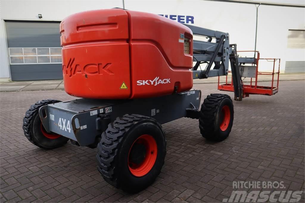 SkyJack SJ51AJ Diesel, 4x4 Drive, 17.55m Working Height, 9 Knikarmhoogwerkers