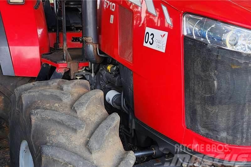 Massey Ferguson 5710 Tractoren