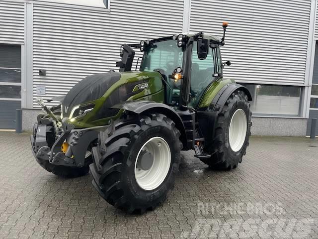 Valtra T195 Direct tractor Tractoren