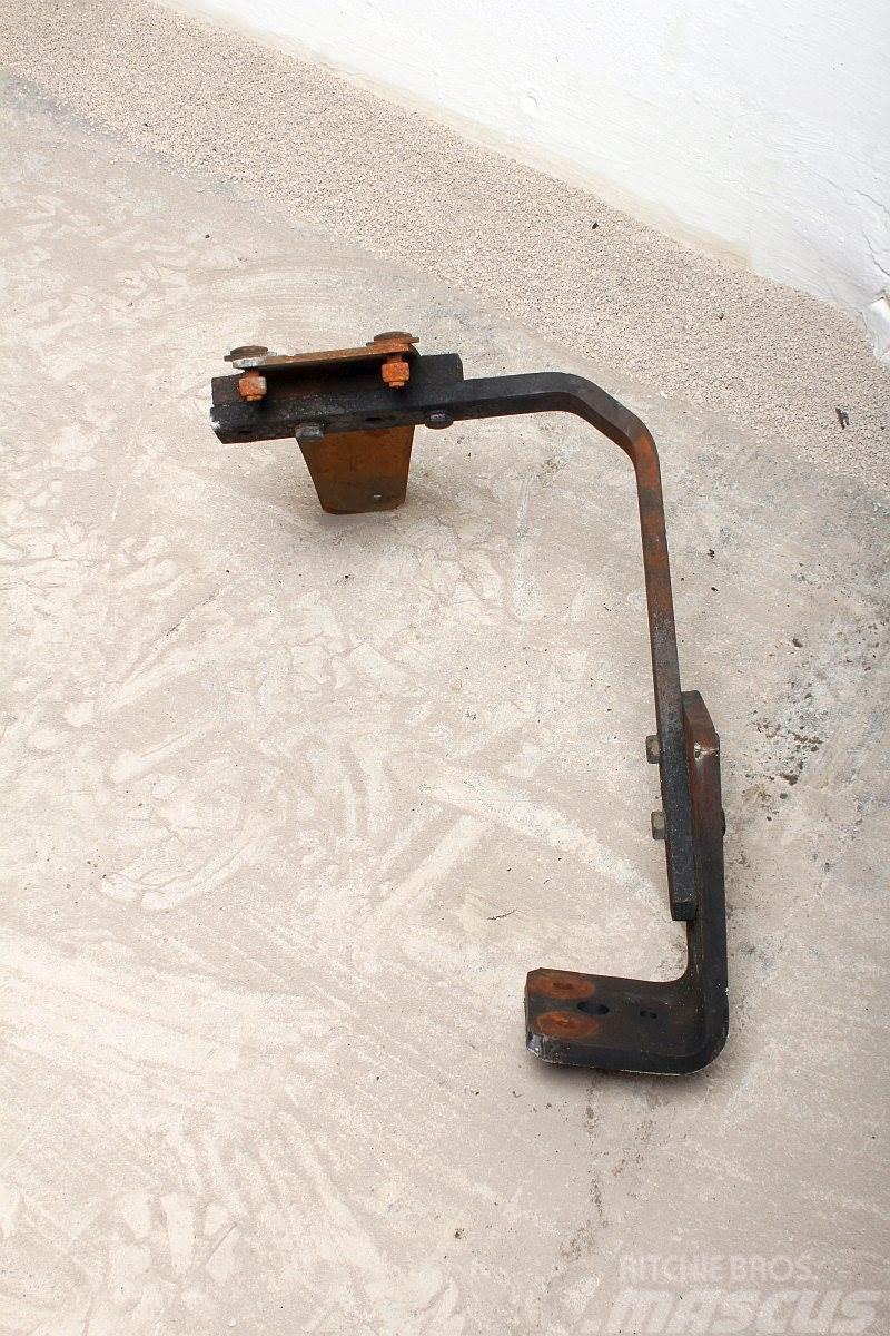 Case IH Farmall 55 C Front Fender Chassis en ophanging