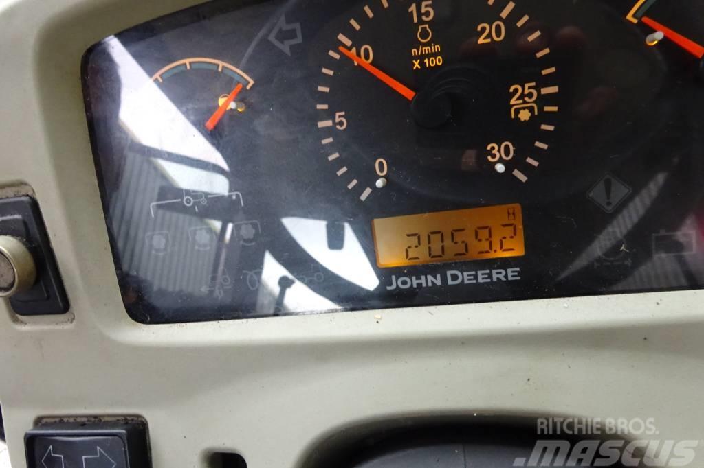 John Deere 3320 Compacttrekkers