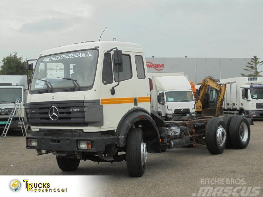 Mercedes-Benz SK 2527 + Manual + 6x2 Chassis met cabine