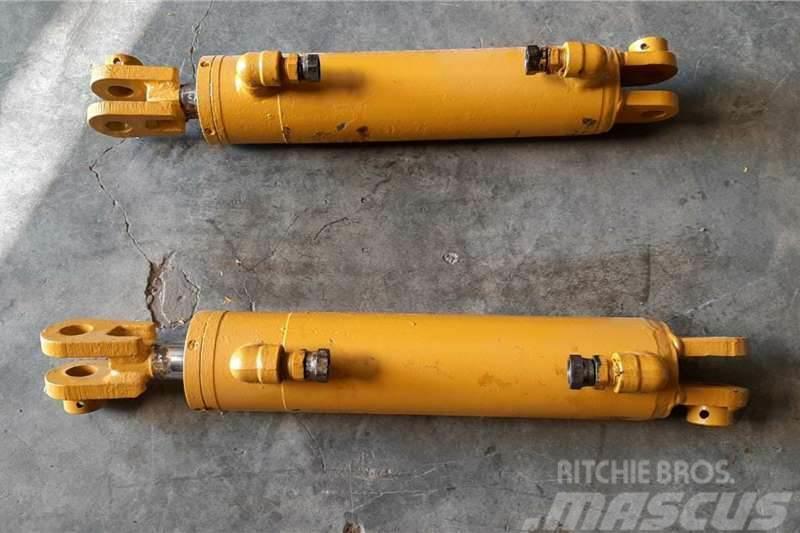 Bell 1756 Hydraulic Lift Cylinder Anders