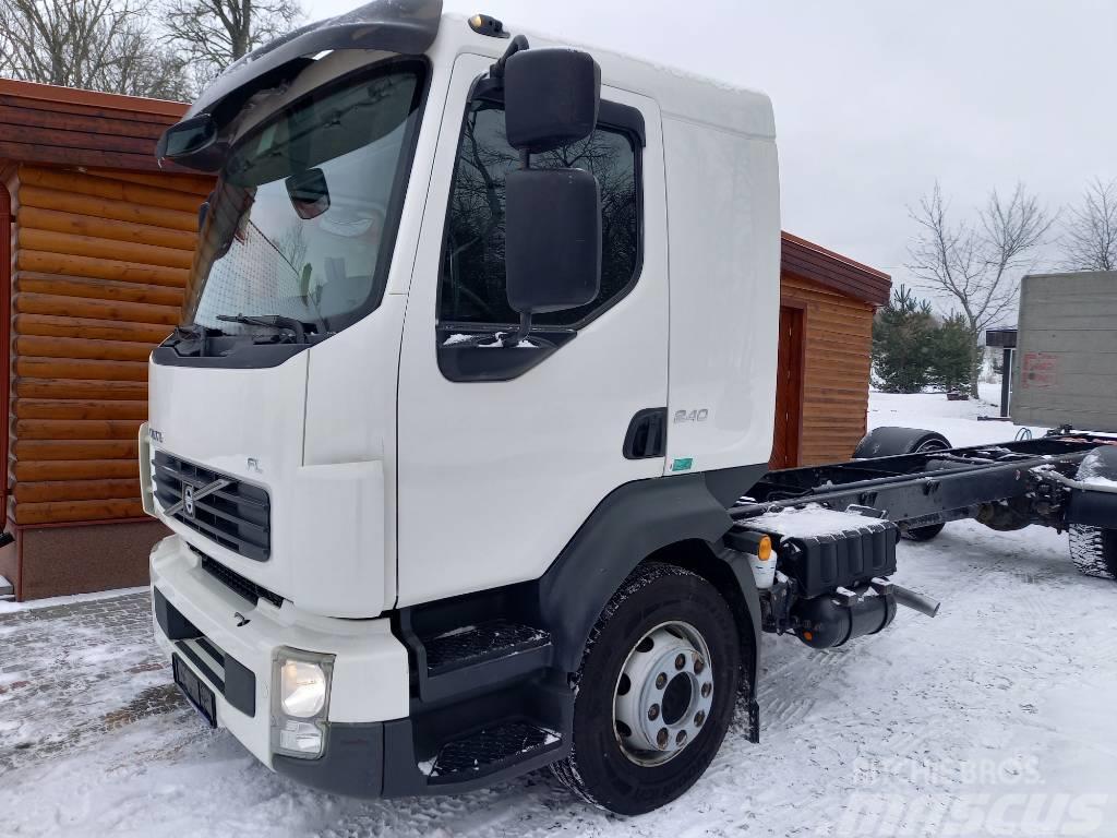 Volvo FL, 4x2, FULL AIR, ONLY 136800 KM Chassis met cabine