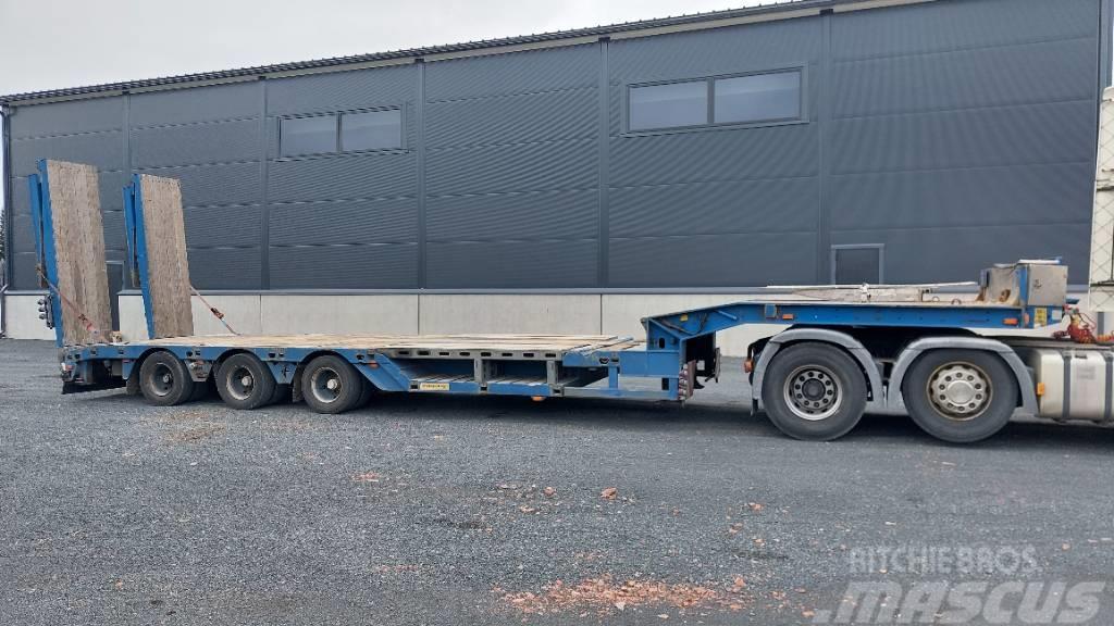 Faymonville Multimax STN-3AU Low loader-semi-trailers