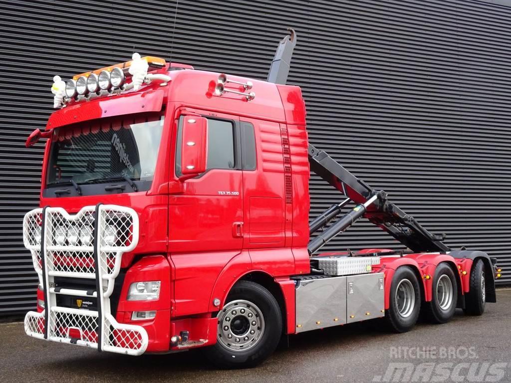 MAN TGX 35.500 8x4*4 / HAAKARM / ABROLKIPPER Vrachtwagen met containersysteem