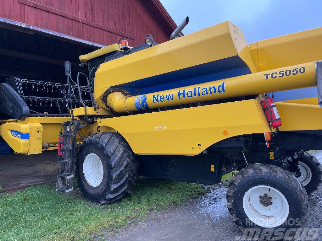 New Holland TC5050 15fot 373tim! Maaidorsmachines