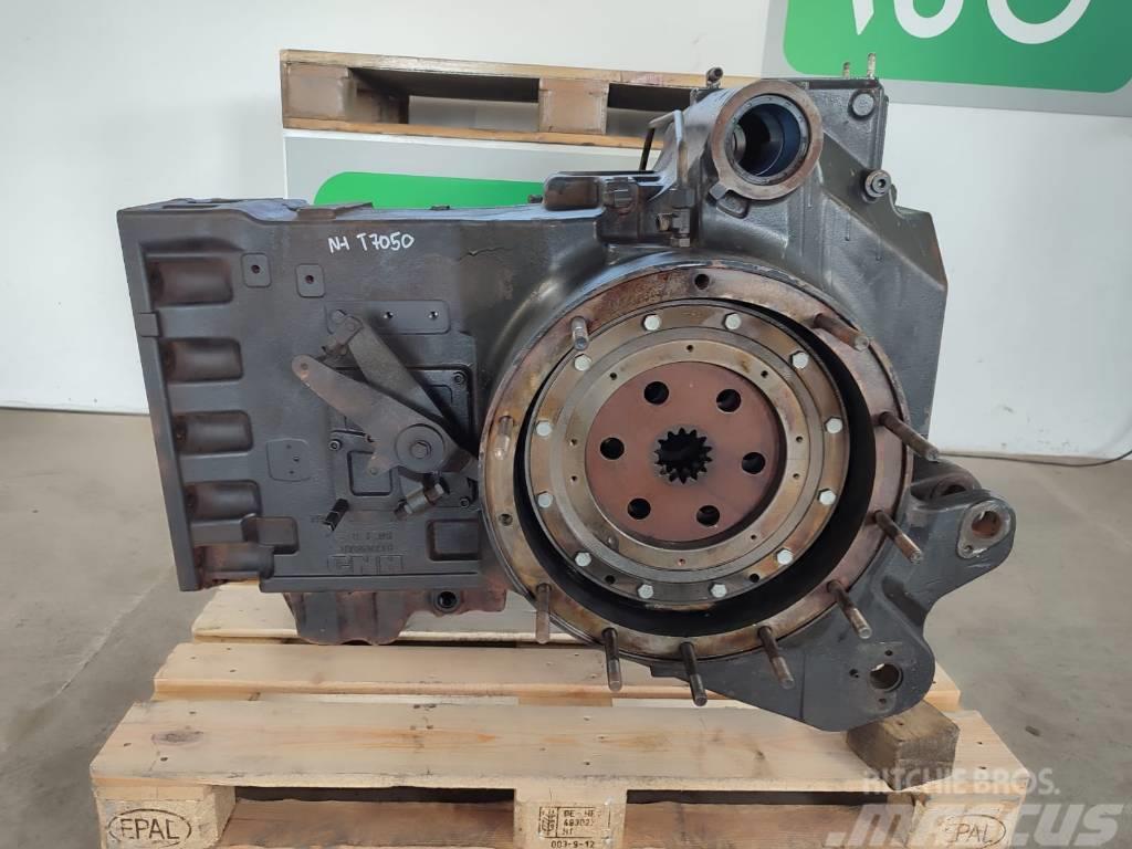 New Holland Rear differential 87650218 NEW HOLLAND T7050 Transmissie