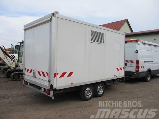 Humbaur HK 3540  Atlas Copco QAS 20 Gesloten opbouw trailers