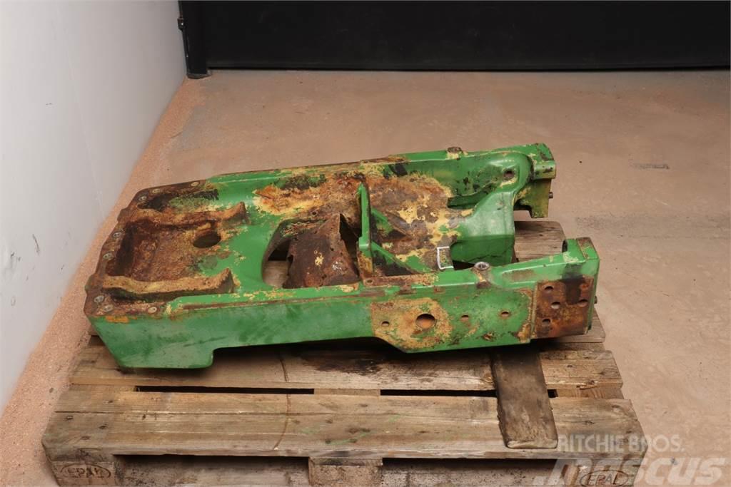 John Deere 3050 Front axle support Chassis en ophanging