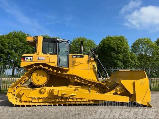 CAT D6T LGP 2013 factory EPA and CE made in France Rupsdozers