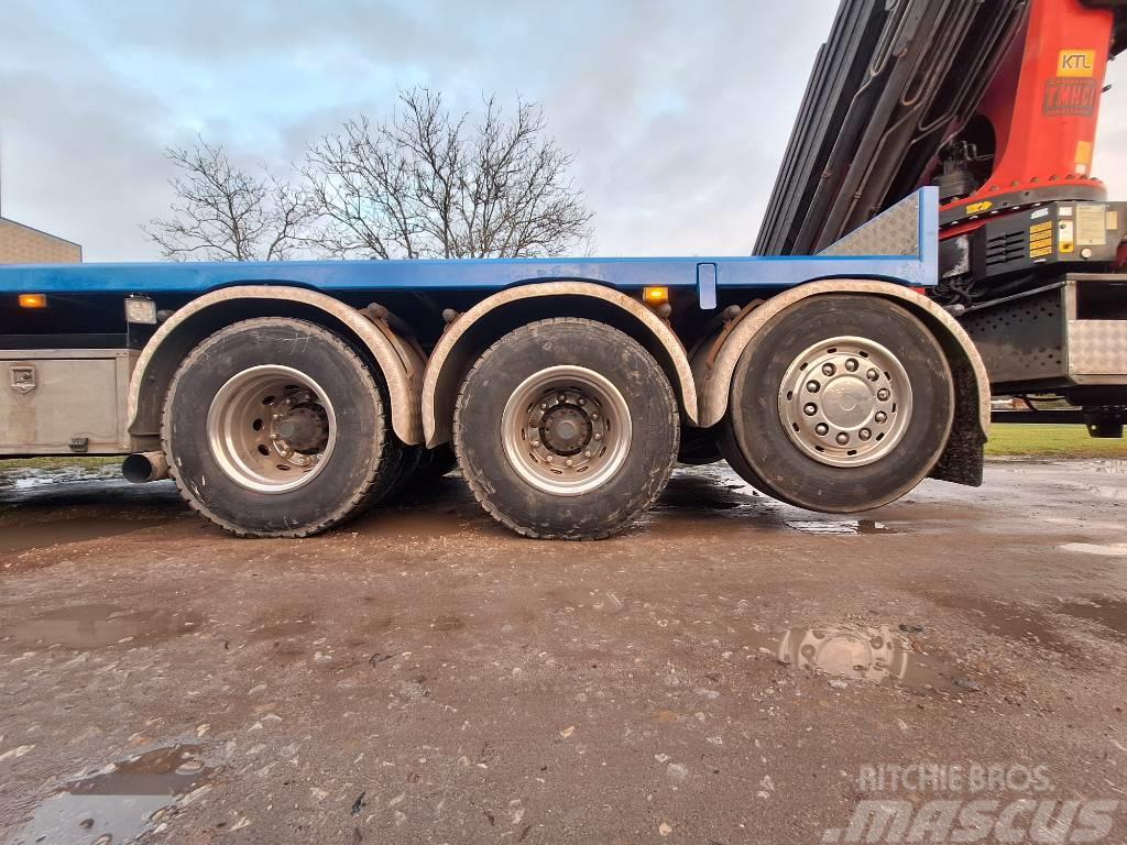 Scania R560 8x4 Palfinger60002 Vlakke laadvloer met kraan