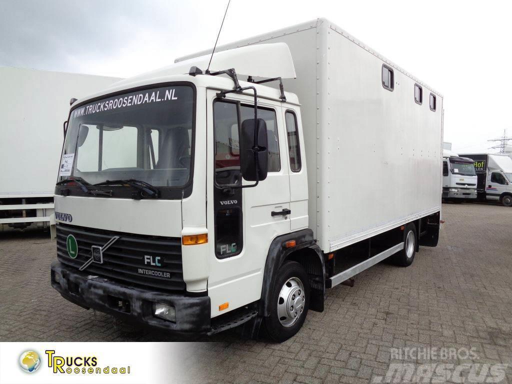 Volvo FLC + Manual + Horse transport Dieren transport trucks